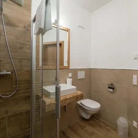 Chalet Near Slopes, Cleaning Included